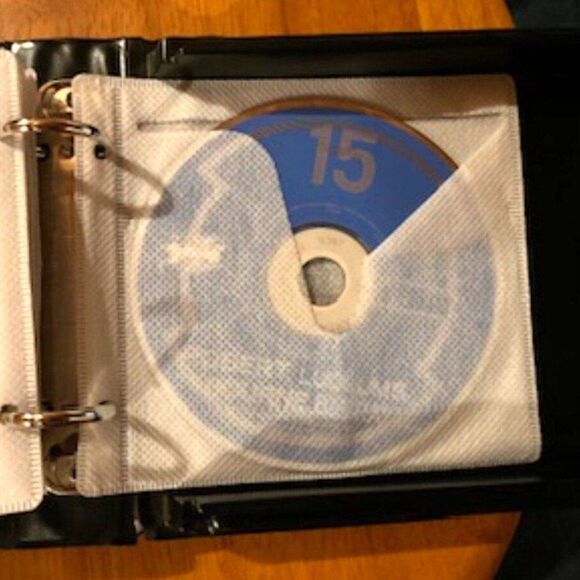 Robert Ludlum - The Bourne Betrayal .................... Books on Tape .15 Discs - Picture 4 of 5